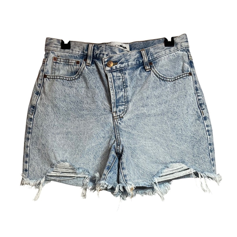 Fashionova Crossover High Rise, Light Wash Jean Shorts, Size 7